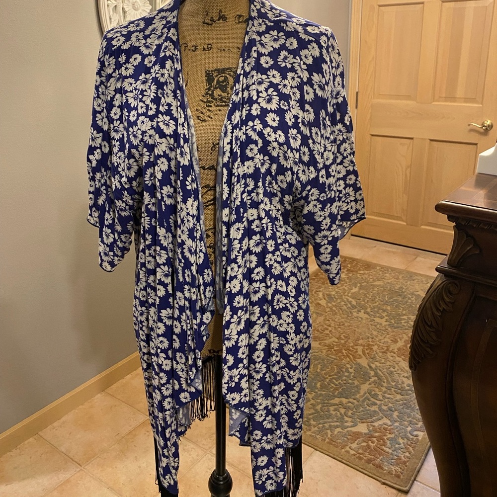 Lularoe Lindsay with black fringe